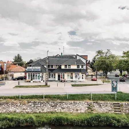 Monarchia * Mosonmagyaróvár